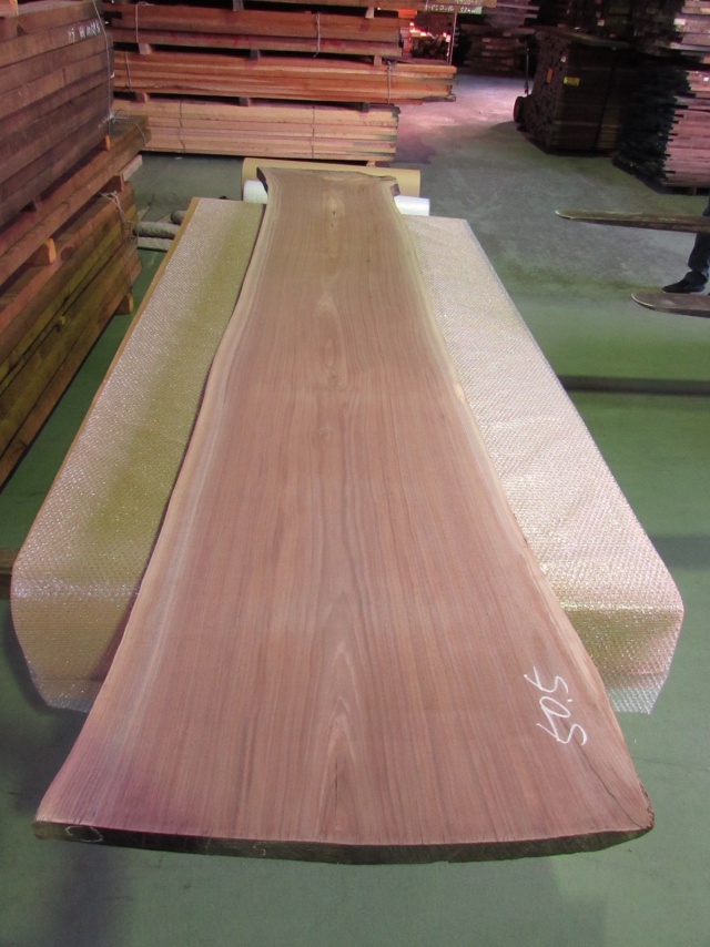 ウォールナット　一枚板