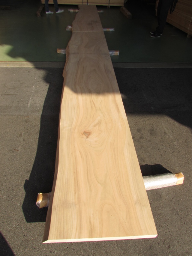 楠（クス）　一枚板