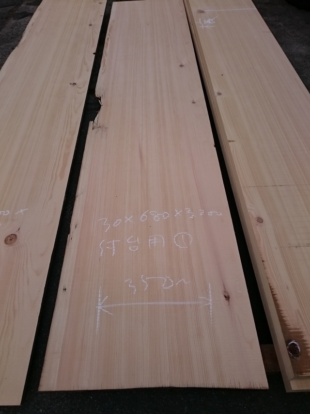 スプルース　一枚板