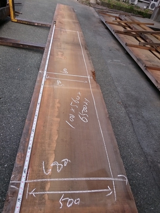 スプルース　一枚板