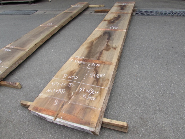 魚梁瀬杉（ヤナセスギ）　一枚板