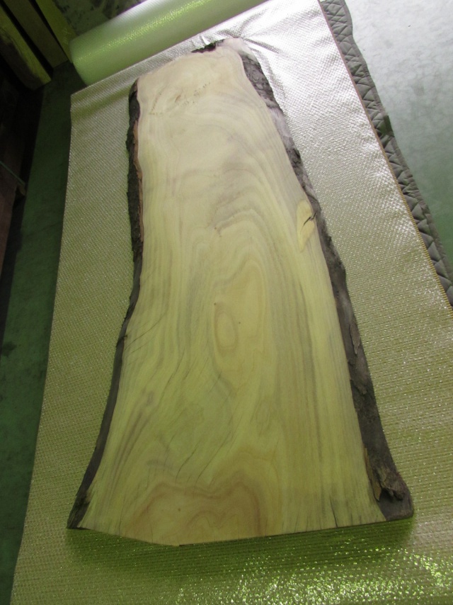 楠（クス）　一枚板