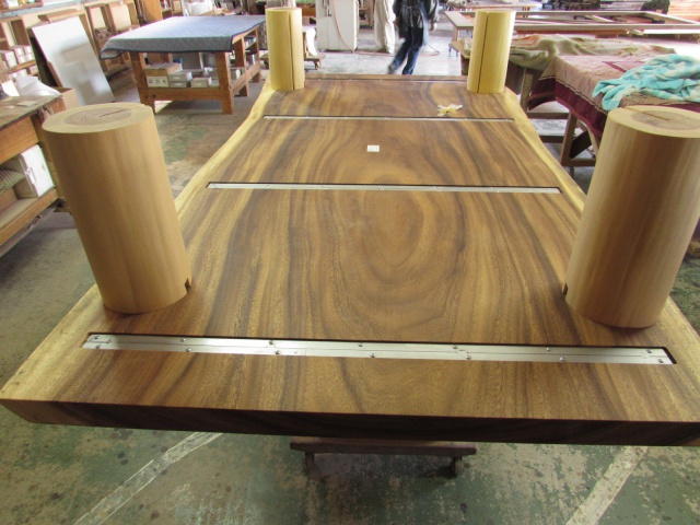 モンキーポッド　一枚板