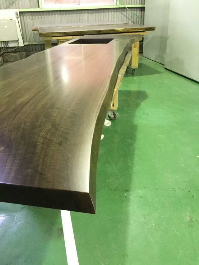 ウォールナット　一枚板