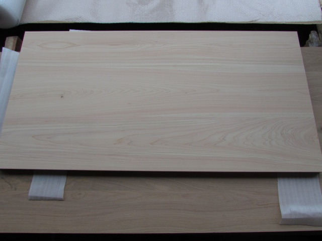 檜（ヒノキ）　無垢材