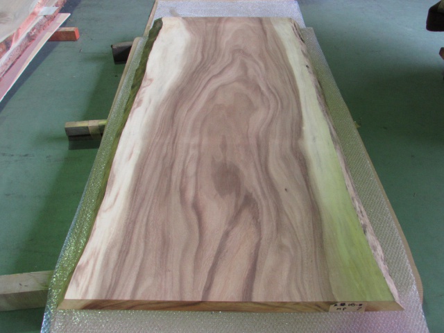 モンキーポッド　一枚板