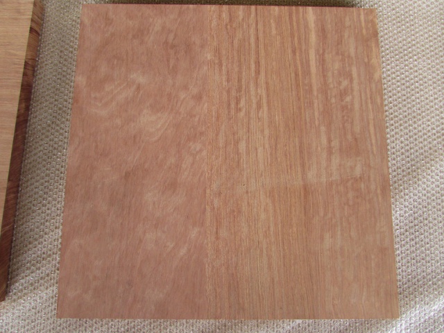 ブビンガ　一枚板