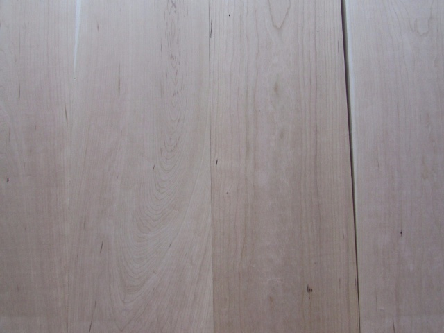 チェリー　無垢材