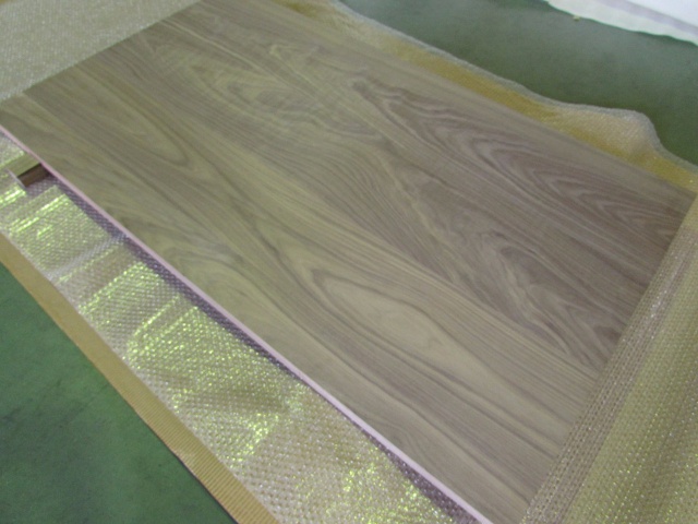 ウォールナット　一枚板