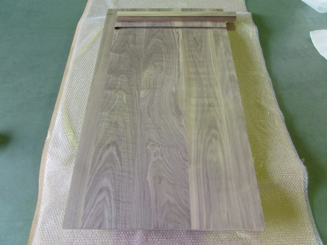 ウォールナット　一枚板