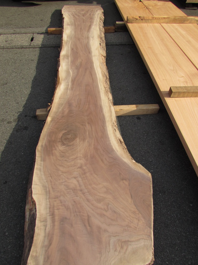 ウォールナット　一枚板