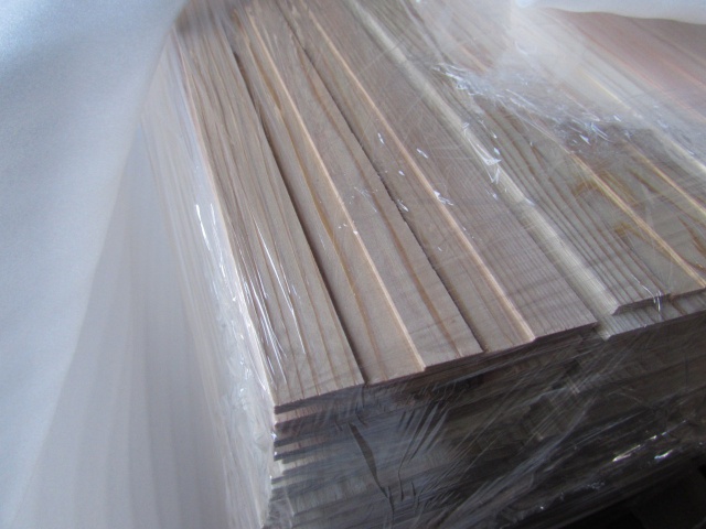 杉（スギ）　無垢材