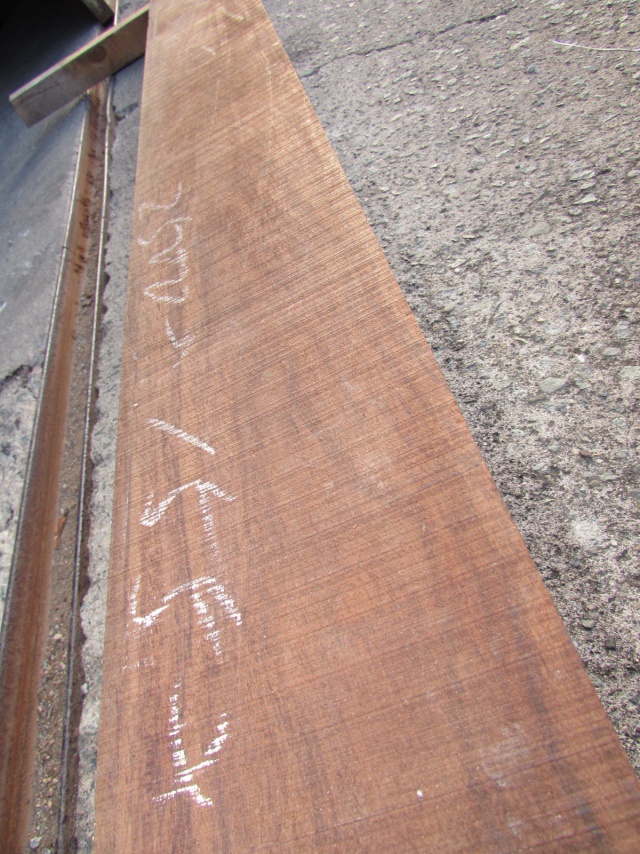 ローズウッド　無垢材