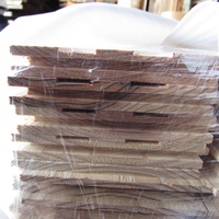 杉（スギ）　フローリング材