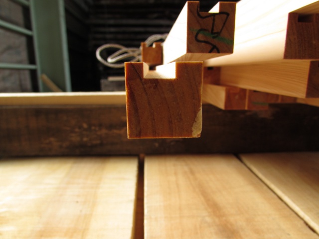 檜（ヒノキ）　無垢材