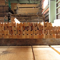 檜（ヒノキ）　和室の巾木