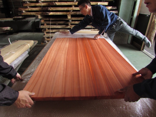 パドゥク　天板