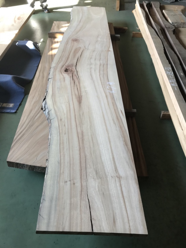 楠（クス）　一枚板