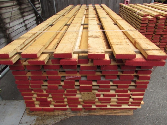 米檜葉（ベイヒバ）　無垢材