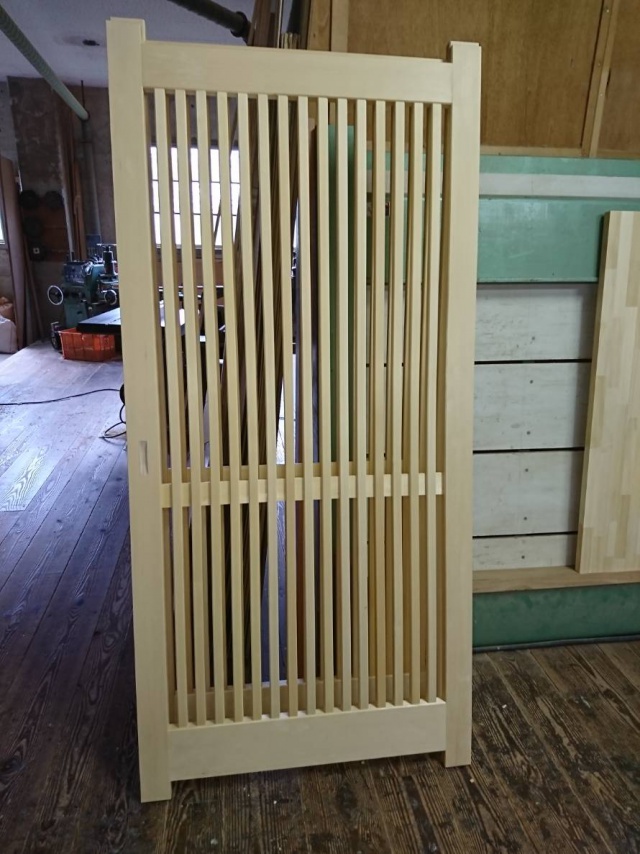 米檜葉（ベイヒバ）　無垢材