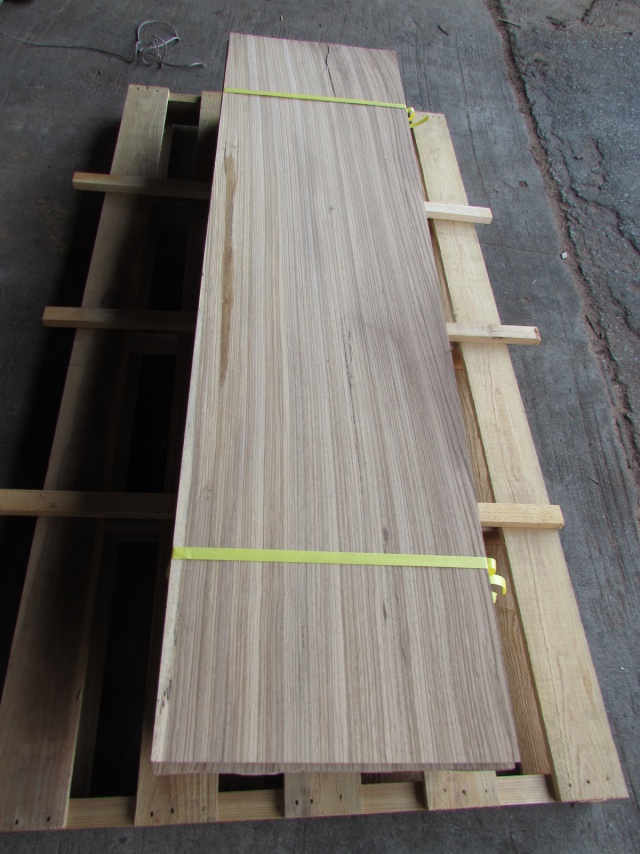 ゼブラノ　無垢材