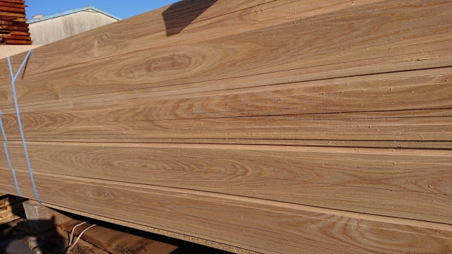 ブラックアッシュ　無垢材