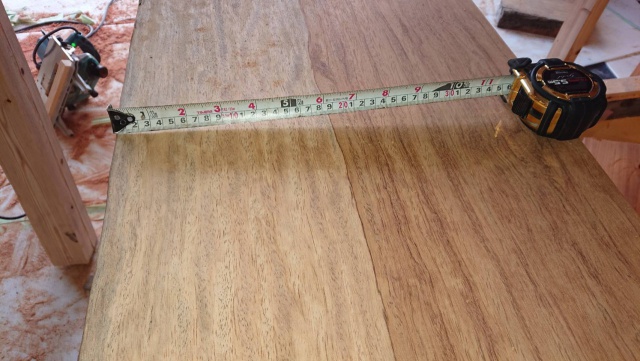 ブビンガ　一枚板