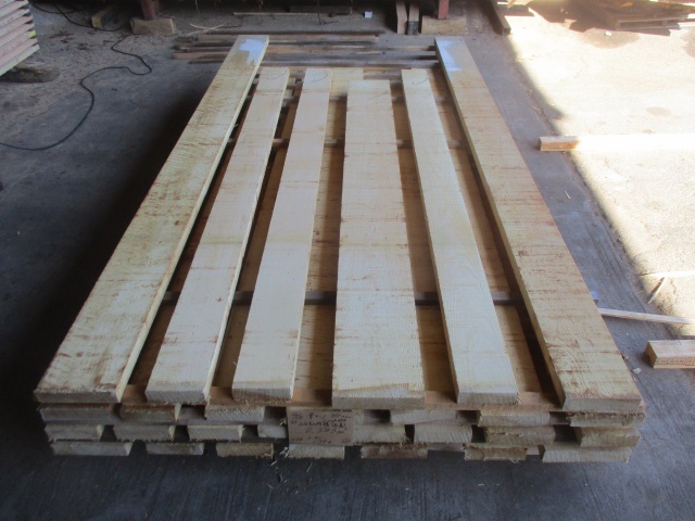 米檜葉（ベイヒバ）　無垢材