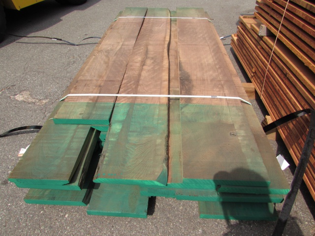 ウォールナット　無垢材