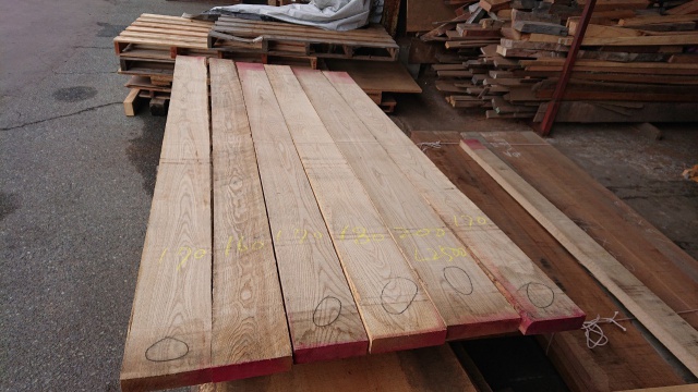 ブラックアッシュ　無垢材