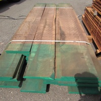 ウォールナット　テーブル、棚板他