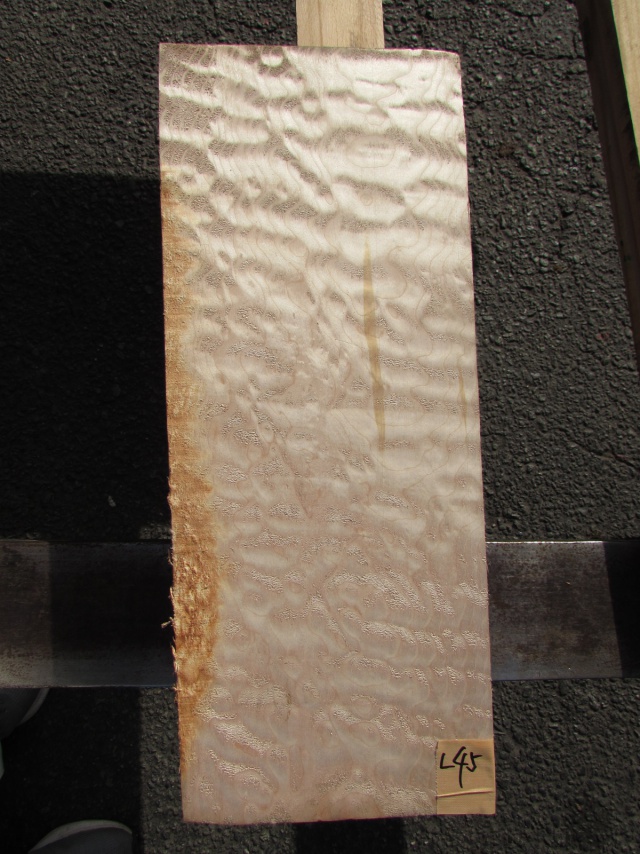 キルティッドメープル　無垢材