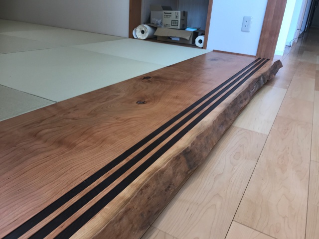 チェリー　一枚板