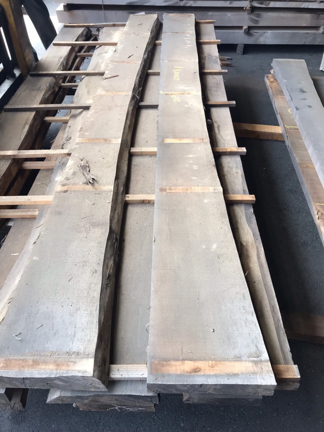 胡桃（クルミ）　無垢材