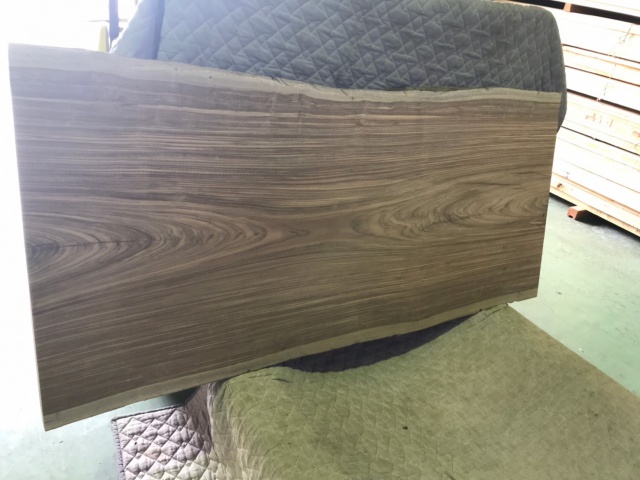 オバンコール　一枚板