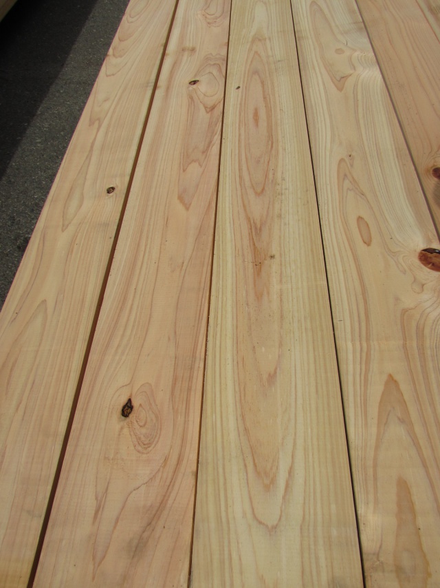 檜（ヒノキ）　無垢材