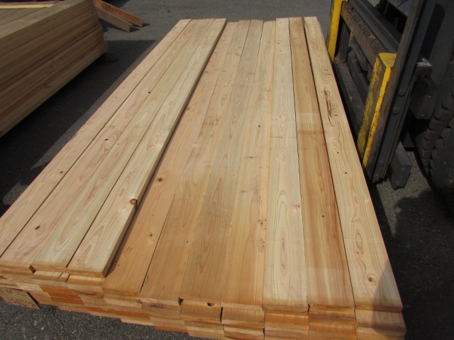 檜（ヒノキ）　無垢材