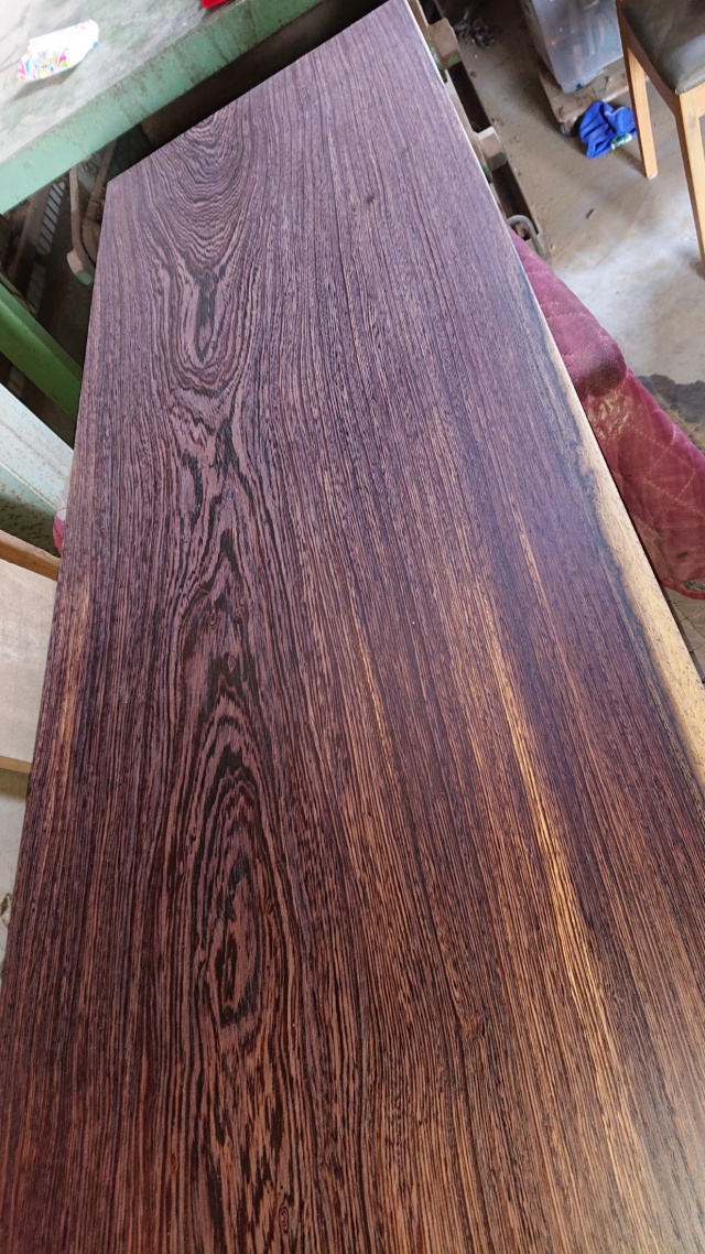 ウエンジ　一枚板