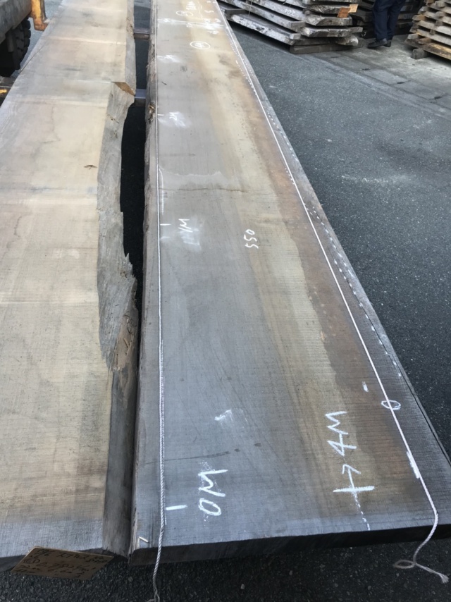 スプルース　一枚板