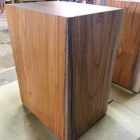 欅（ケヤキ）　ホテル受付カウンターの手荷物置き台