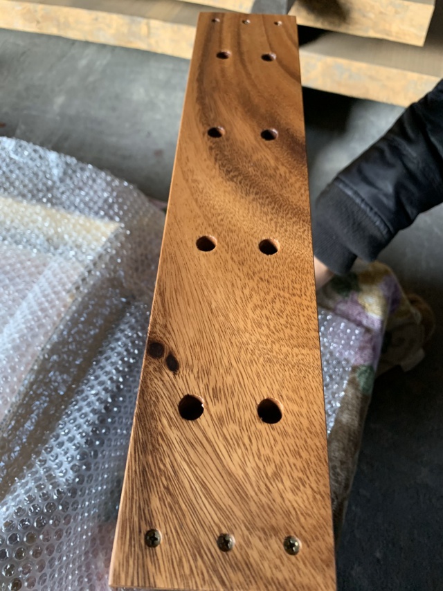 モンキーポッド　一枚板