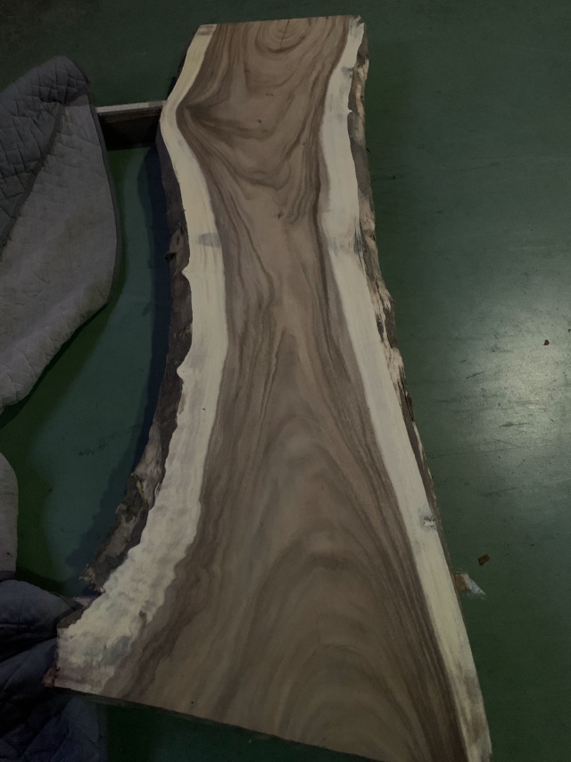 モンキーポッド　一枚板