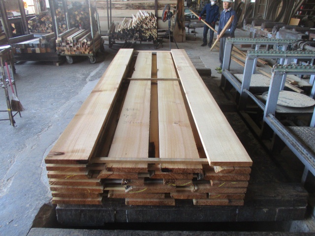 米杉（ベイスギ）　無垢材