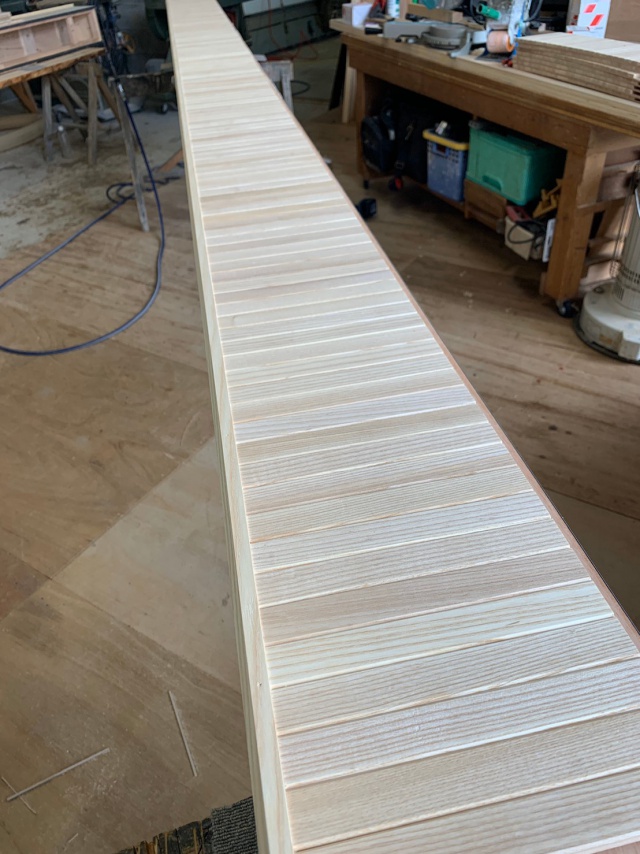 ホワイトアッシュ　無垢材