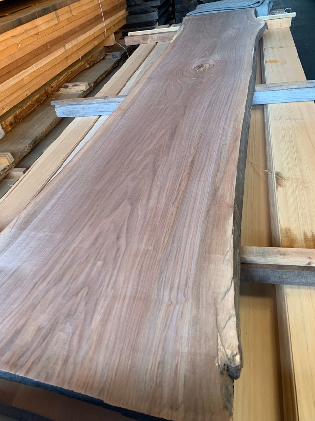 ウォールナット　一枚板