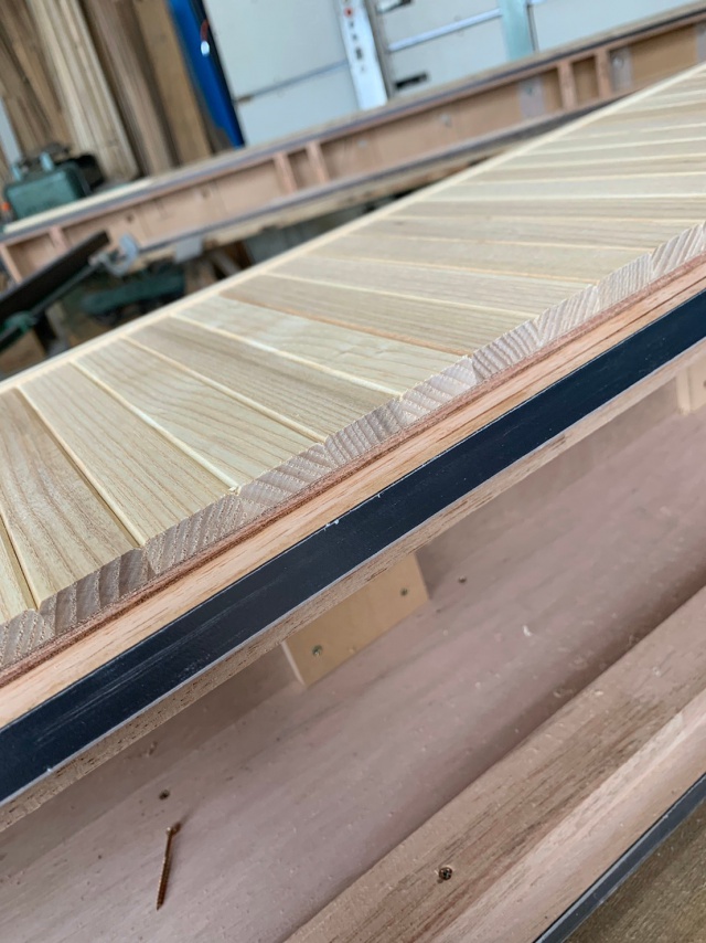 ホワイトアッシュ　無垢材