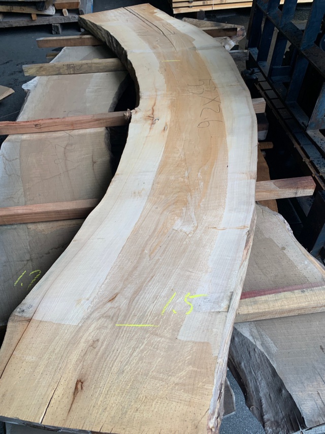 楓（カエデ）　無垢材