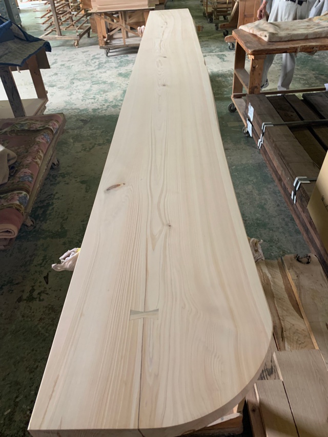 檜（ヒノキ）　一枚板