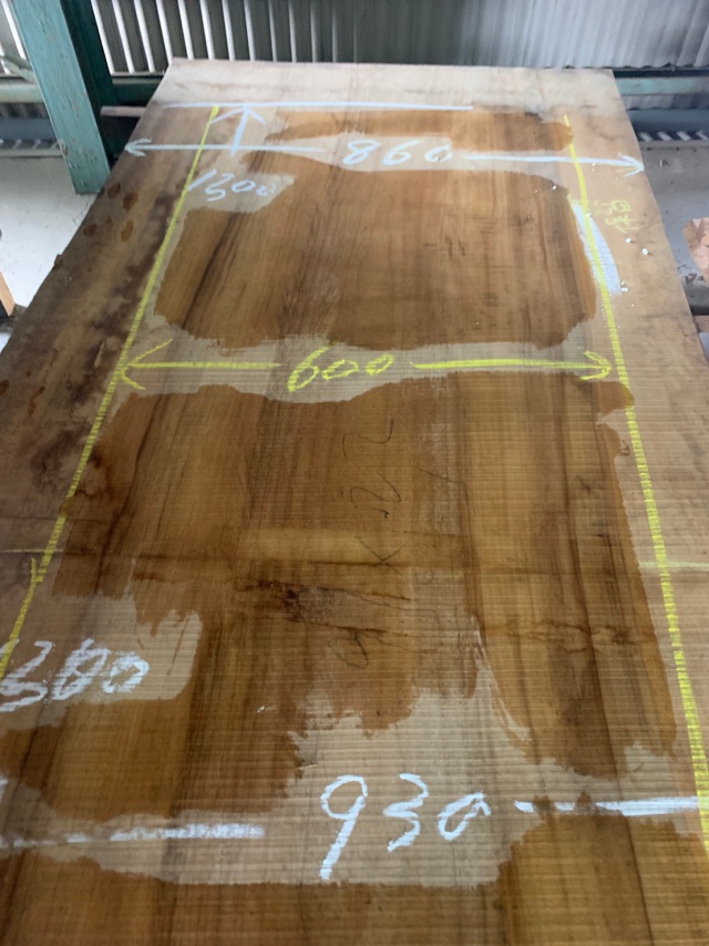 楠(クス) 一枚板