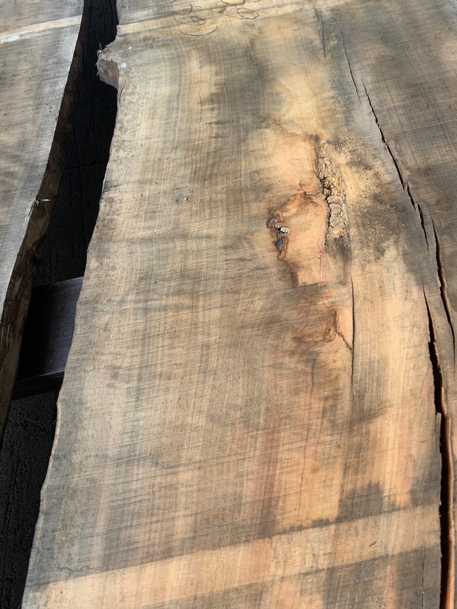 山桜（ヤマザクラ）　無垢材